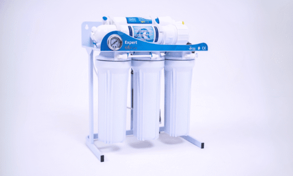 osmoseur domestique, osmoseur maison, système osmose inverse, purification eau par osmose, osmoseur sous évier, appareil eau osmosée, osmoseur 5 étapes, filtre osmose inverse Maroc, osmoseur compact, osmoseur particulier Maroc, Mon Filtre à Eau osmoseur