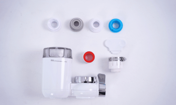filtre à eau maison, filtre robinet eau potable, filtre anti-impuretés, système de filtration d’eau domestique, filtre à eau potable Maroc, filtre eau cuisine, cartouche filtrante eau, filtre sous évier, purification eau du robinet, filtre à eau Atlas Globe, Mon Filtre à Eau domestique